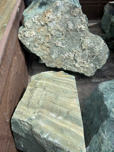 Ландшафтные глыбы зелёные 200-500 килограмм купить в Петропавловске-Камчатском