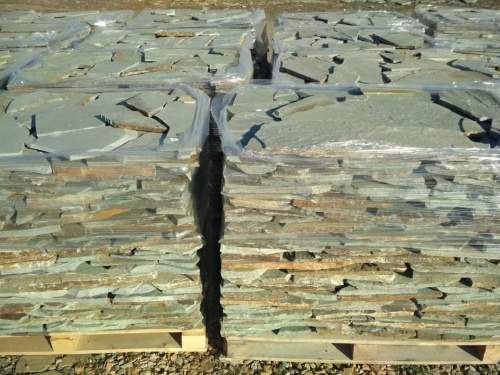 Плитняк златолит зелёный для цоколя, отмостки купить в Петропавловске-Камчатском