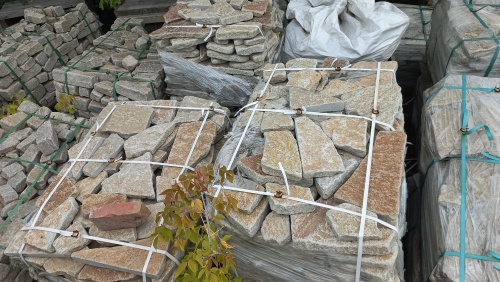 Гранитный плитняк галтованный для парковки купить в Петропавловске-Камчатском