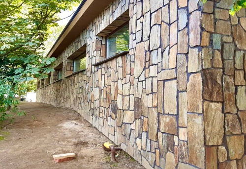 Плитняк кора дерева для цоколя, отмостки купить в Петропавловске-Камчатском