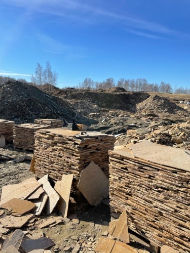 Плитняк златолит жёлтый золотистый для отмостки купить в Петропавловске-Камчатском