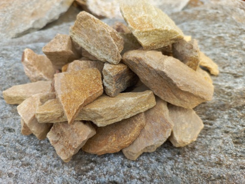 Златолит жёлтый декоративная каменная крошка купить в Петропавловске-Камчатском