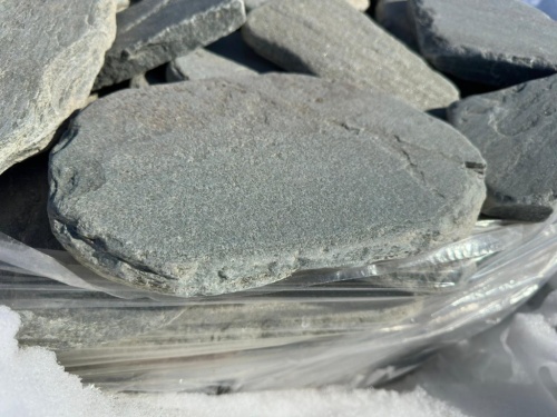 Плитняк златолит зелёный галтованный для мощения на бетон купить в Петропавловске-Камчатском